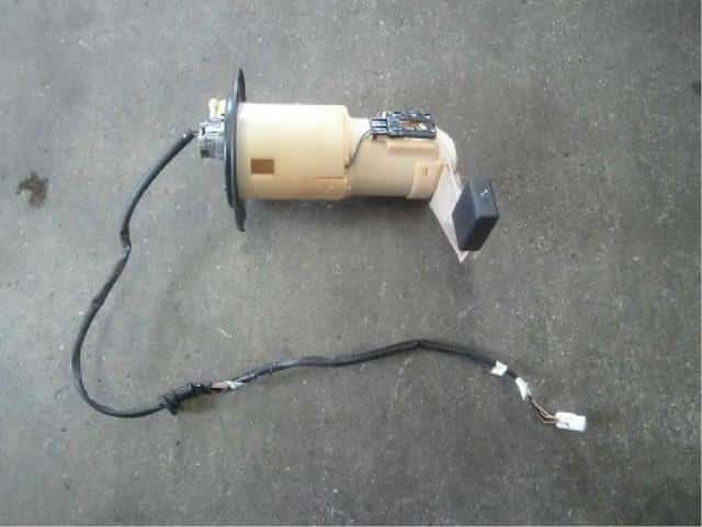 Fuel Pump NISSAN Moco 2007 DBA-MG22 — photo 1