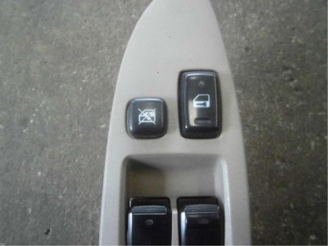 Power Window Switch TOYOTA Noah 2005 CBA-AZR65 — photo 2