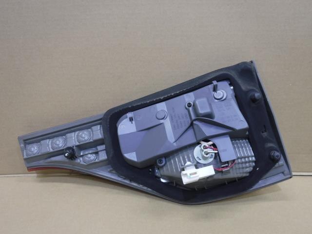 Rear Finish Panel TOYOTA Estima 2006 DBA-ACR55 — photo 2