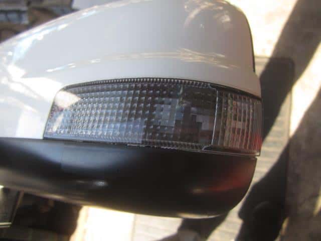 Left Side Mirror NISSAN Serena 2012 DBA-FC26 — photo 3