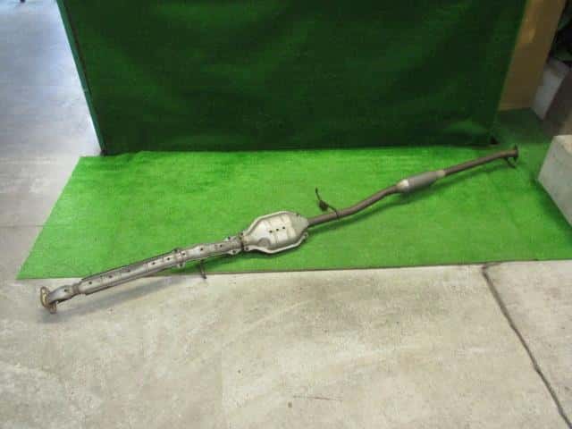 Front Exhaust Pipe SUBARU Pleo 2001 LE-RV2 44201KE020 — photo 2