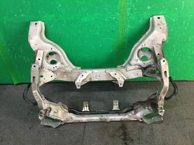 Front Member BMW X1 2013 DBA-VL20 — photo 1