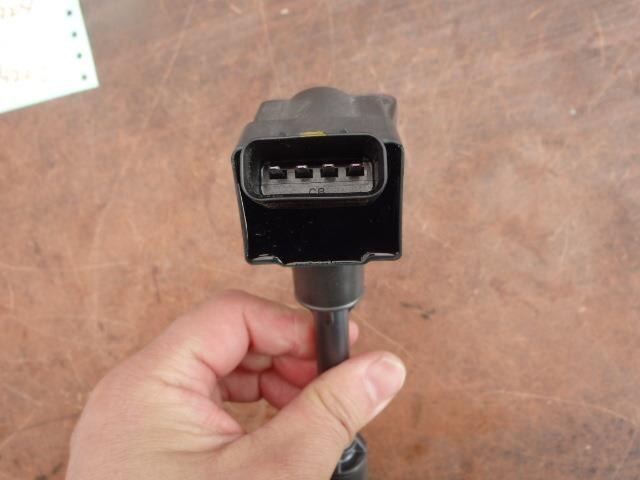Ignition Coil TOYOTA Prius 2016 DAA-ZVW51 — photo 2