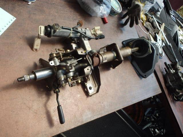 Steering Column TOYOTA Comfort 2000 GF-YXS11 — photo 1