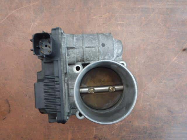 Throttle Body NISSAN Presage 2002 TA-TU30 — photo 1