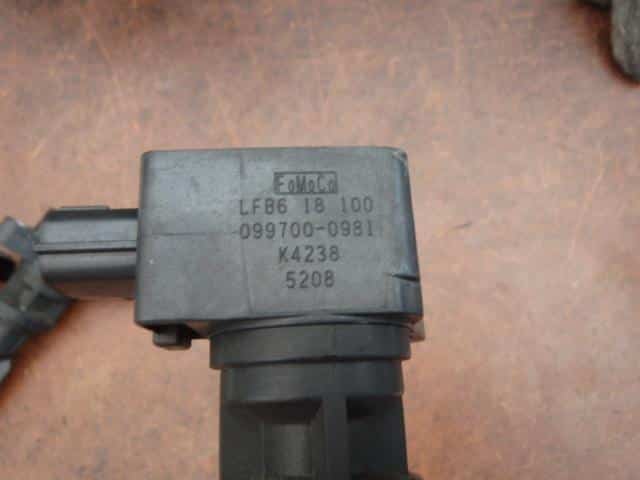 Ignition Coil MAZDA Premacy 2005 DBA-CR3W LFB618100A — photo 3
