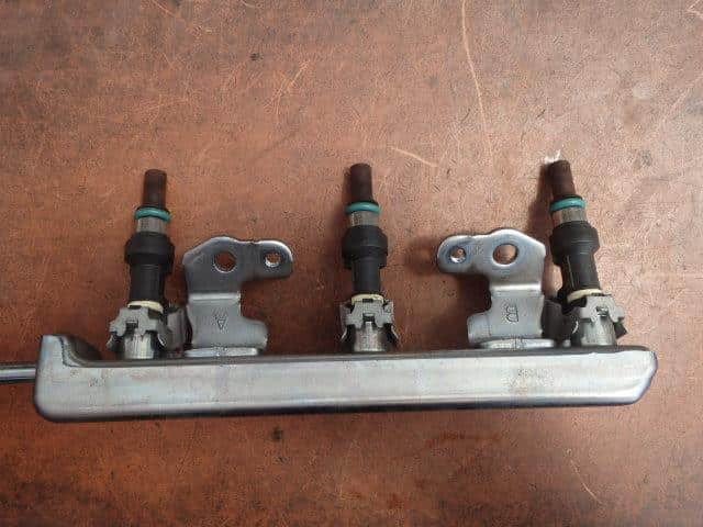 Injector NISSAN March 2010 DBA-K13 — photo 2