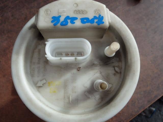 Fuel Pump VOLKSWAGEN Polo 2003 GH-9NBBY 6Q0 919 051 F — photo 3