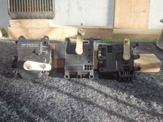 Electrical Component MAZDA Premacy 2005 DBA-CR3W 8610000980 — photo 1