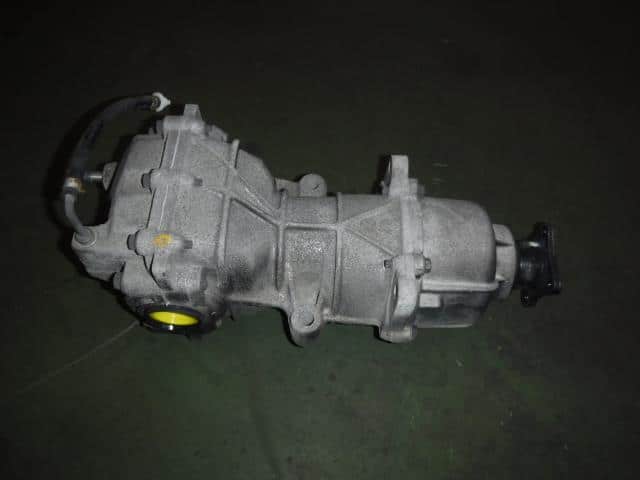 Rear Rigid Differential Assembly SUZUKI Landy 2010 DBA-SNC26 — photo 2