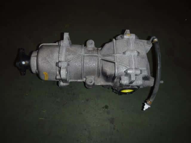 Rear Rigid Differential Assembly SUZUKI Landy 2010 DBA-SNC26 — photo 1
