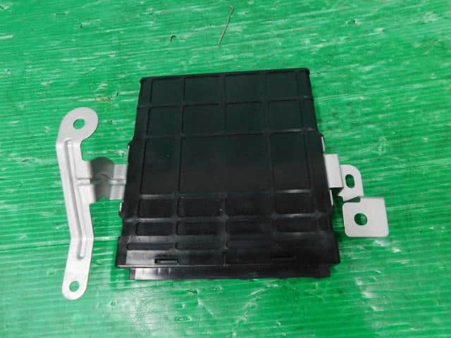 Control Unit MITSUBISHI Outlander 2013 DLA-GG2W — photo 2
