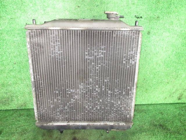 Radiator DAIHATSU Hijet 2002 TE-S200V — photo 1