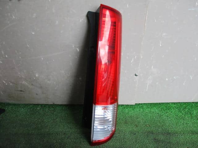 Right Tail Light SUZUKI Palette 2008 DBA-MK21S — photo 1