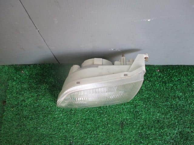 Left Headlight SUBARU Sambar 1999 GD-TT1 — photo 2