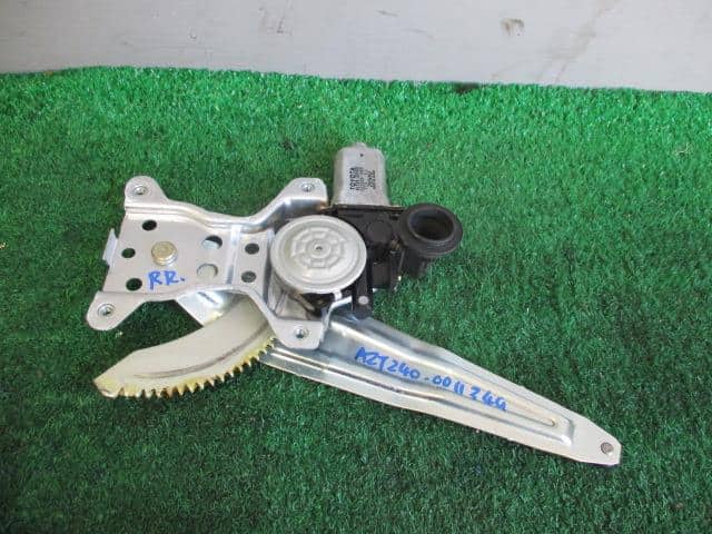 Rear Right Door Regulator TOYOTA Allion 2002 TA-AZT240 — photo 1