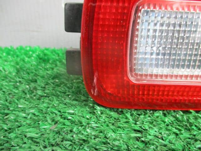 Right Tail Light HONDA Vamos Hobio 2003 LA-HM3 — photo 3