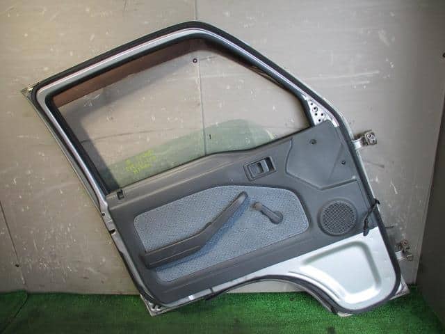 Front Left Door Assembly HONDA Acty 1998 V-HH3 — photo 2