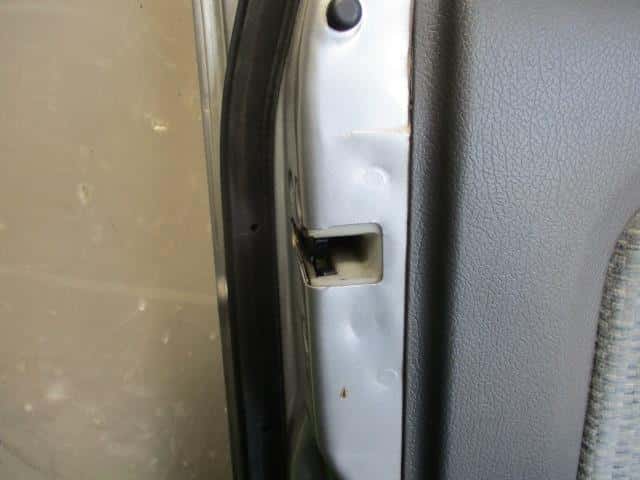 Front Left Door Assembly HONDA Acty 1998 V-HH3 — photo 4