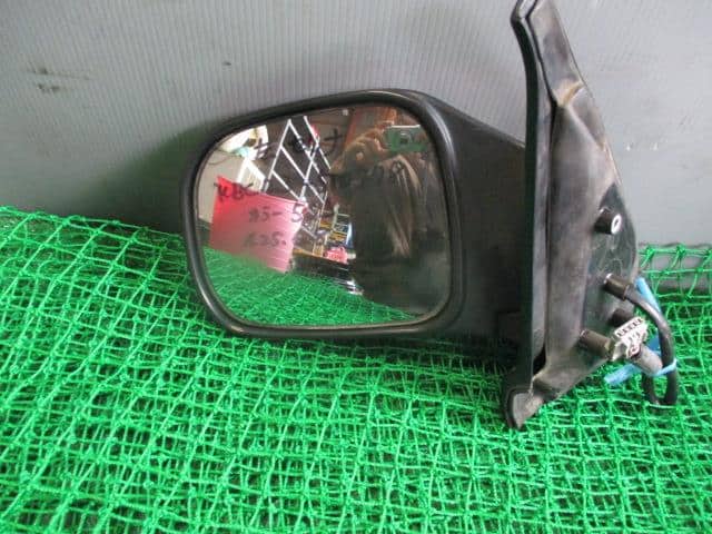 Left Side Mirror NISSAN Vanette 1998 E-KBC23 — photo 2