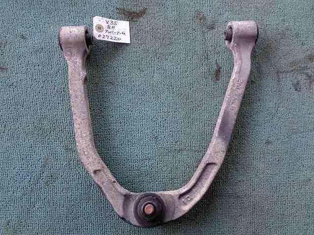 Front Left Upper Control Arm NISSAN Skyline 2003 GH-V35 — photo 1
