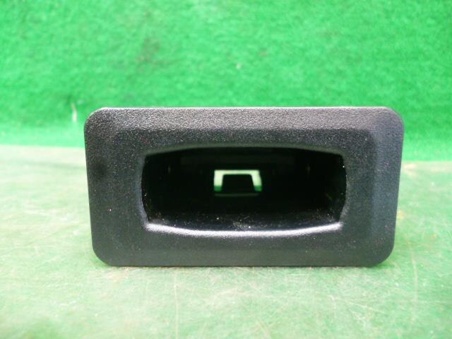 Control Unit NISSAN Dayz roox 2018 DBA-B21A — photo 2