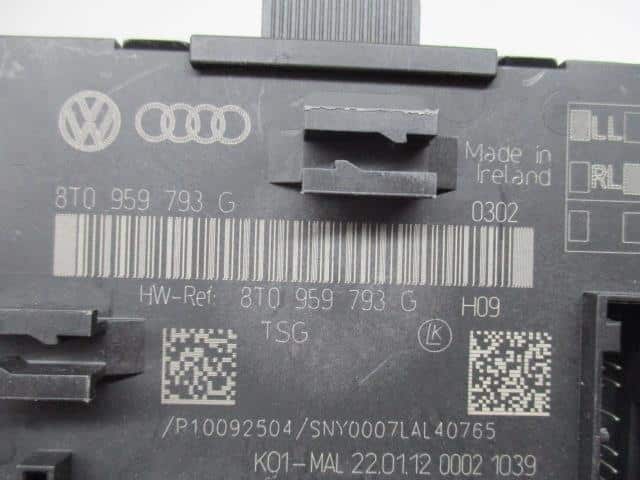 Control Unit AUDI Audi a4 2012 DBA-8KCDN 8T0959793G — photo 4