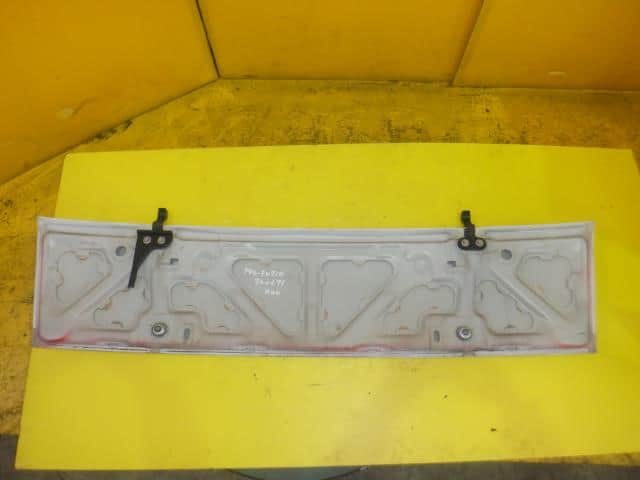 Header Panel Mitsubishi Fuso Fighter Mignon 2008 PDG-FK71D — photo 2