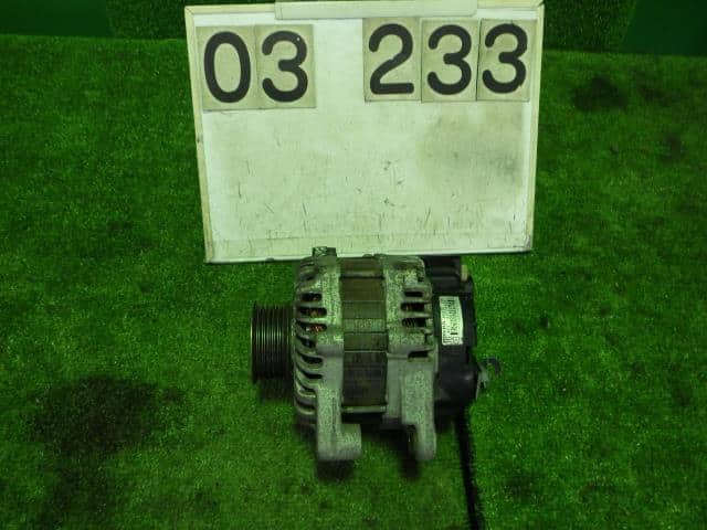 Alternator HONDA Fit 2014 DBA-GK4 — photo 1