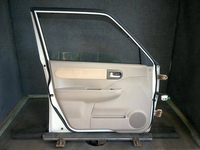 Front Left Door Assembly SUZUKI Alto 2004 DBA-HA24S 6800272J10 — photo 4