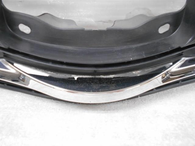 Radiator Grille TOYOTA Prius Alpha 2011 DAA-ZVW41 — photo 5