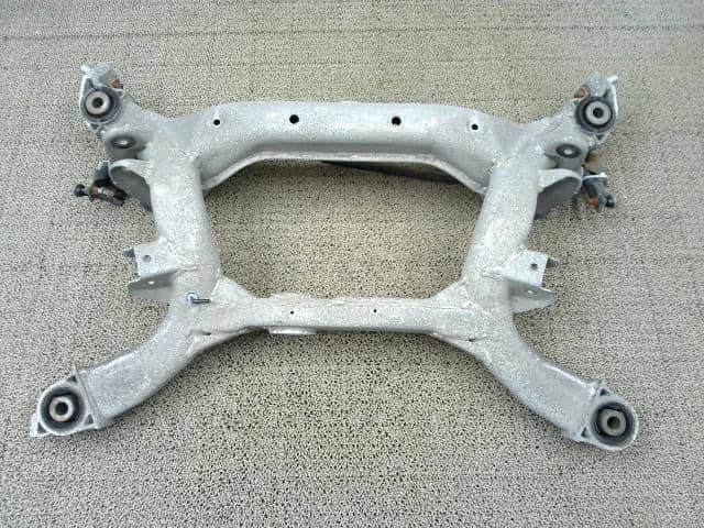 Rear Member Assembly NISSAN Skyline 2002 GH-V35 — photo 4
