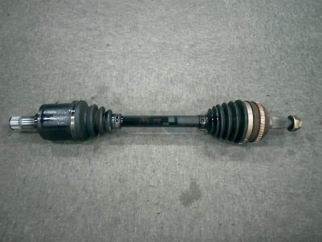 Front Right Drive Shaft HONDA Accord 2000 GH-CF4 — photo 1