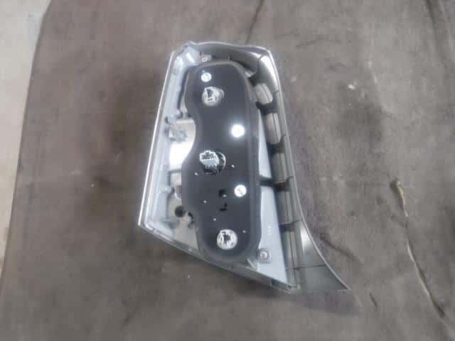 Right Tail Light HONDA Life 2011 CBA-JC2 — photo 2
