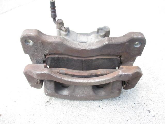 Front Right Caliper TOYOTA Dyna 2012 TKG-XZC605 4773037262 — photo 2