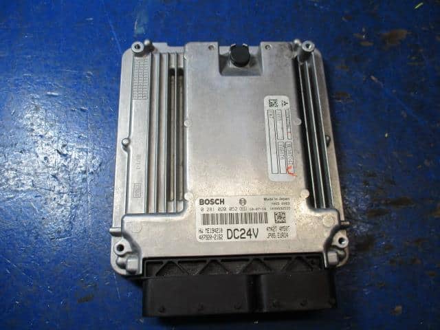 Engine Control Unit Mitsubishi Fuso Fighter Mignon 2010 PDG-FK71R — photo 1