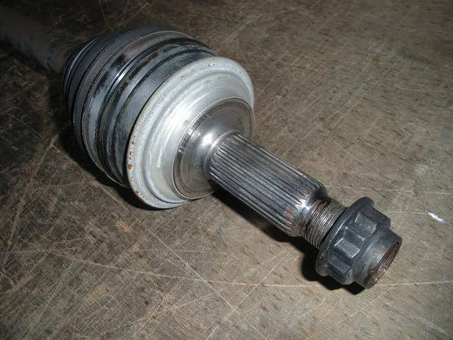 Front Right Drive Shaft TOYOTA Aqua 2014 DAA-NHP10 — photo 4