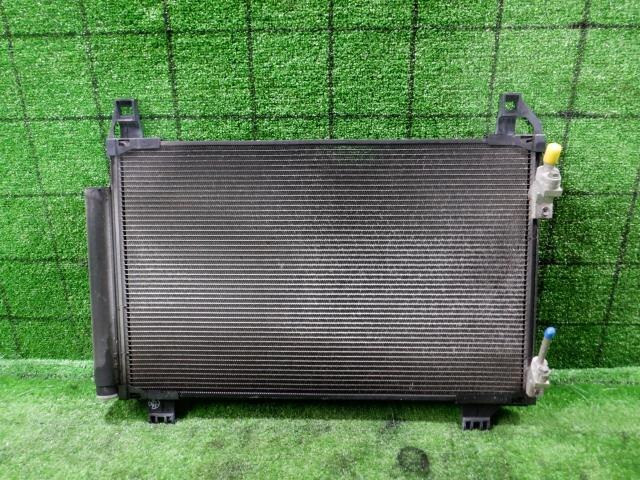 Condenser TOYOTA Vitz 2005 DBA-KSP90 — photo 2