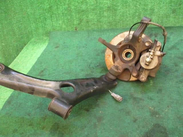 Front Left Knuckle Hub Assembly SUZUKI Wagon R 2013 DBA-MH34S — photo 4