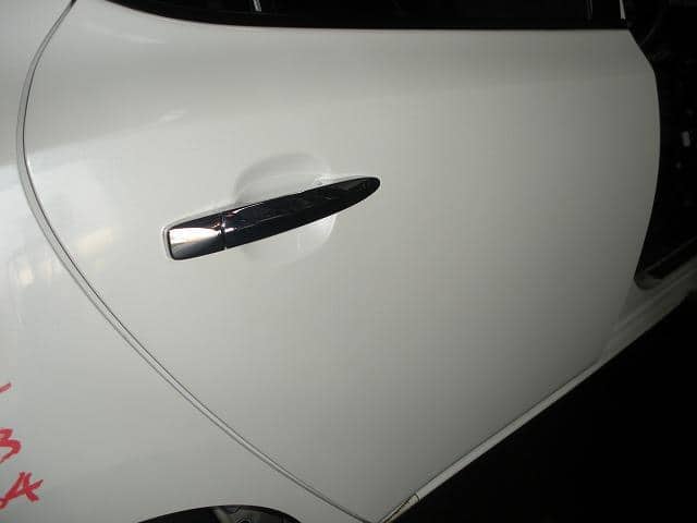 Rear Right Door Assembly NISSAN Leaf_ 2014 ZAA-AZE0 — photo 3