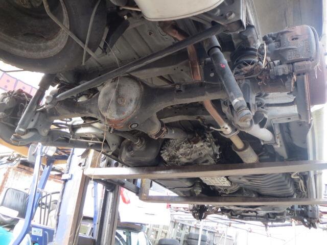 Rear Differential Housing Assembly TOYOTA Estima Lucida 1998 KD-CXR20 — photo 1