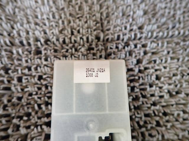 Power Window Switch NISSAN Teana 2008 CBA-J32 — photo 3