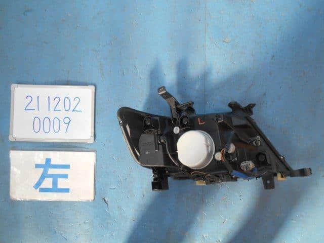 Left Headlight NISSAN Serena 2005 CBA-C25 — photo 2