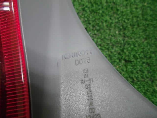 Left Tail Light HONDA Life 2008 DBA-JC1 — photo 3