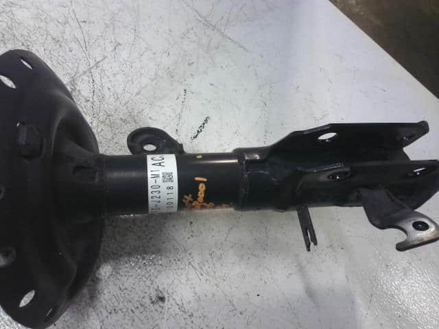 Front Right Strut HONDA Fit 2009 DBA-GE6 — photo 3