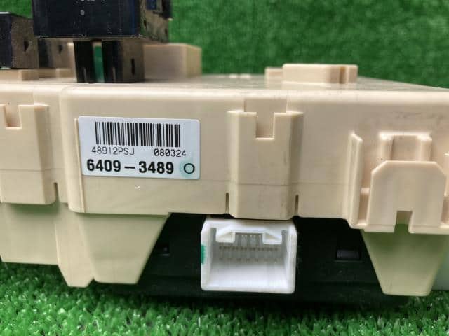 Fuse Box NISSAN Moco 2008 DBA-MG22 — photo 2