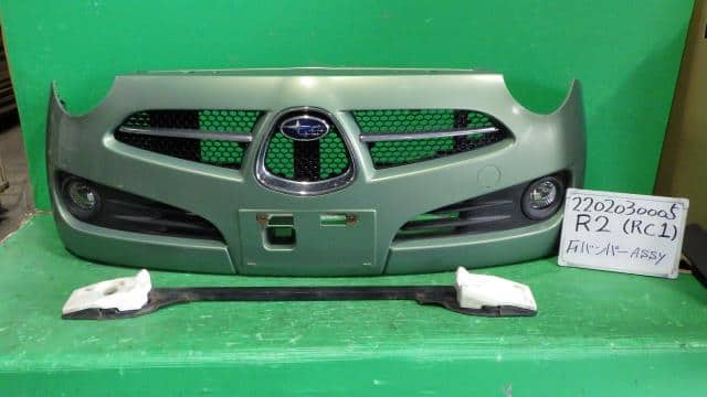 Front Bumper SUBARU R2 2004 UA-RC1 — photo 1