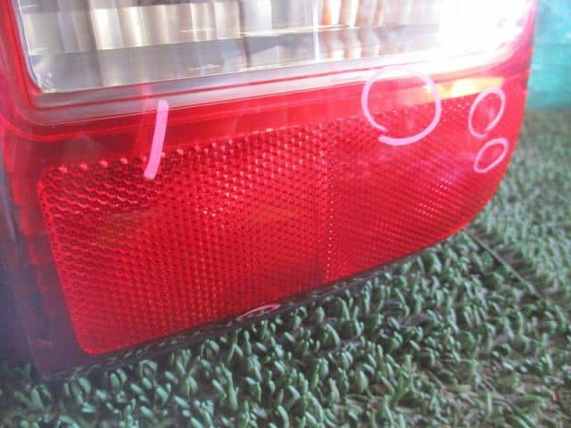 Right Tail Light SUZUKI Lapin 2003 UA-HE21S 3565075H00 — photo 3
