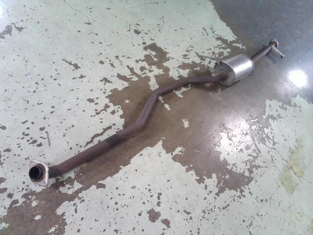 Exhaust Center Muffler TOYOTA Estima 2002 TA-ACR40 — photo 1