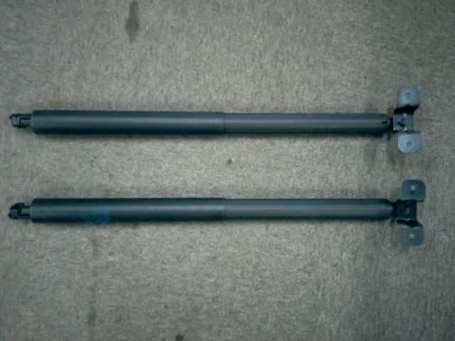 Tail Gate Damper HONDA Step Wagon 2015 DBA-RP4 — photo 2